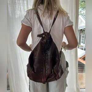 Genuine leather bag/backpack